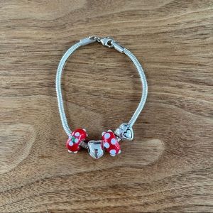 Charm bracelet